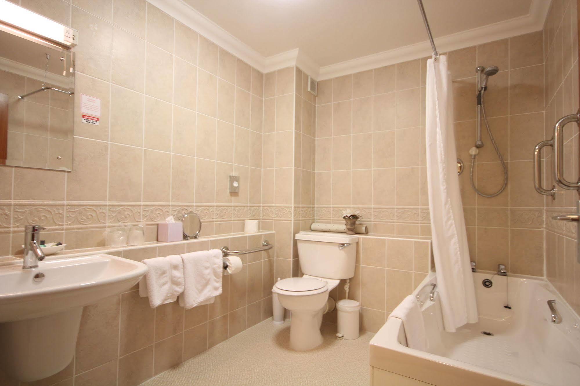 Strathburn Hotel Inverurie By Compass Hospitality Dış mekan fotoğraf